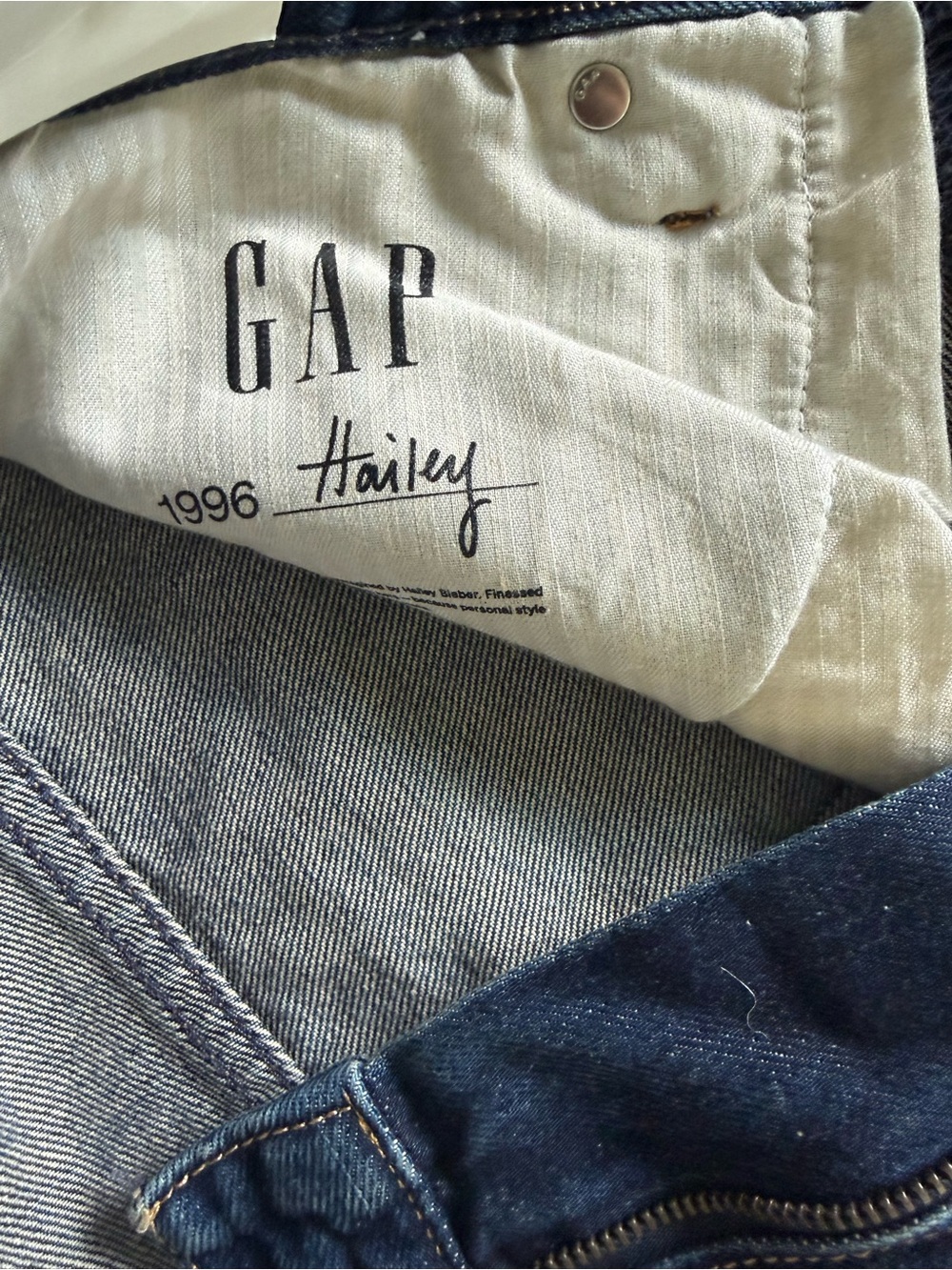 GAP Hailey Bieber Extra Baggy Jean Medium Indigo Size 29 NWT - Picture 5 of 5